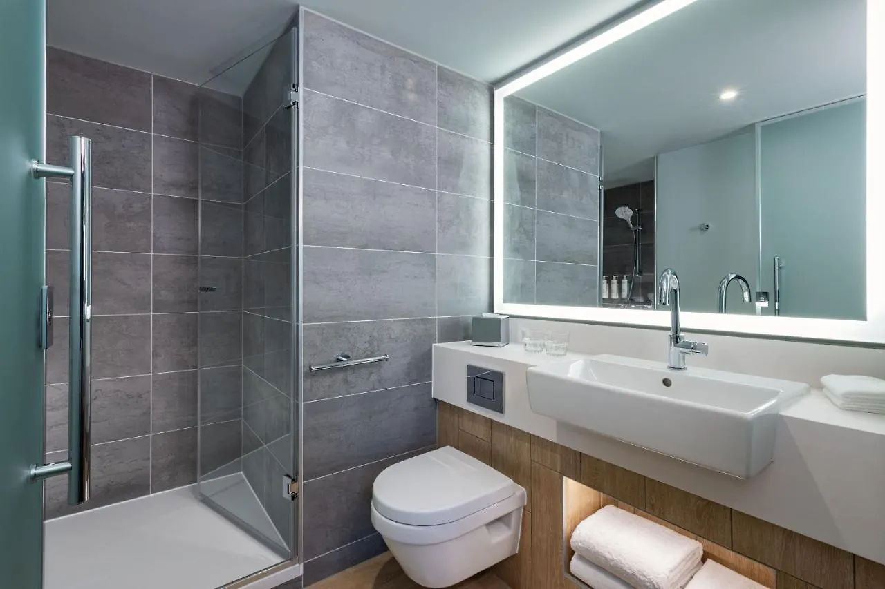 Courtyard By Marriott Paris Charles De Gaulle Central Airport Roissy-en-France Hotel