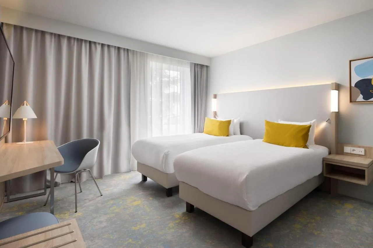 Courtyard By Marriott Paris Charles De Gaulle Central Airport Hotell Roissy-en-France Frankrike