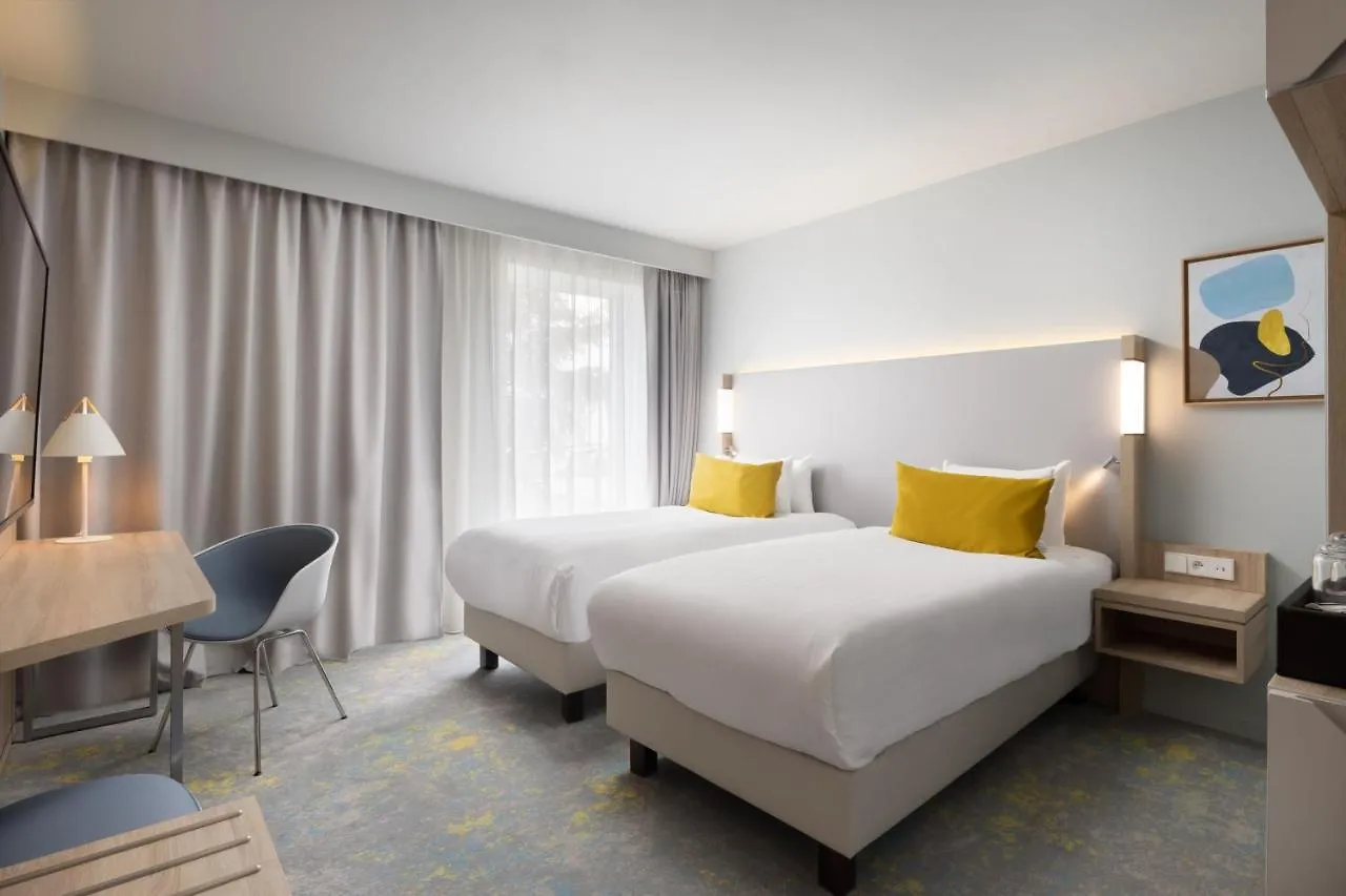 Courtyard By Marriott Paris Charles De Gaulle Central Airport Hotell Roissy-en-France