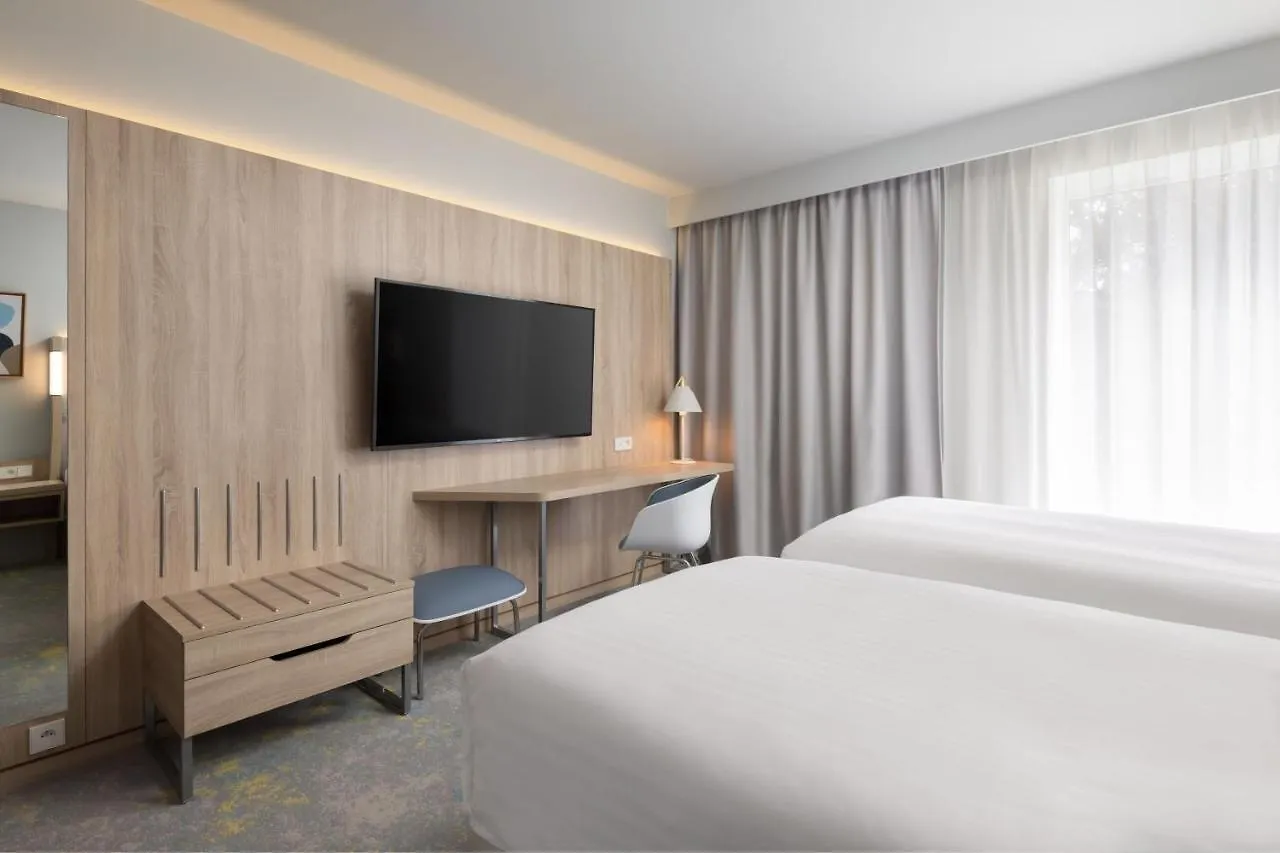 רואיסי-אן-פרנס Courtyard By Marriott Paris Charles De Gaulle Central Airport