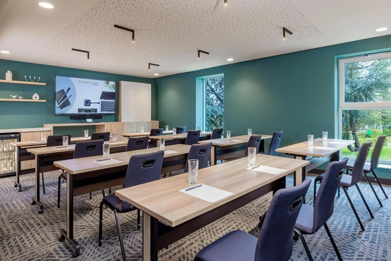 Hotel Courtyard By Marriott Paris Charles De Gaulle Central Airport Roissy-en-France